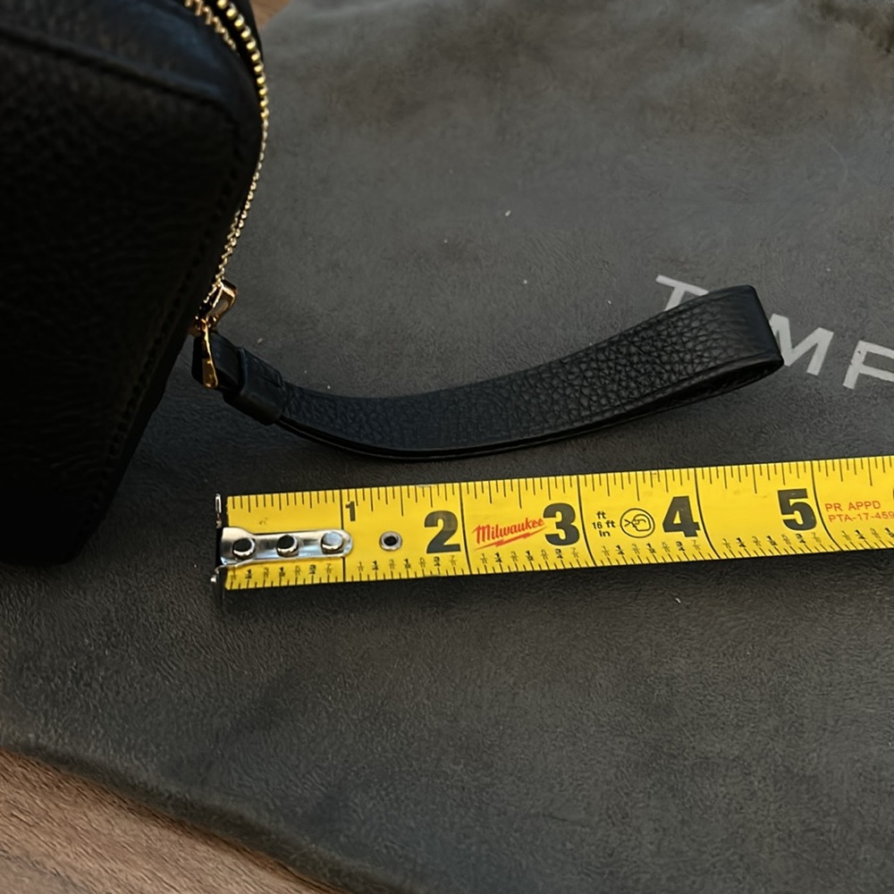 PRICE DROP!! TOM FORD wristlet medium bag - Picture 7 of 9